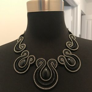 Statement necklace